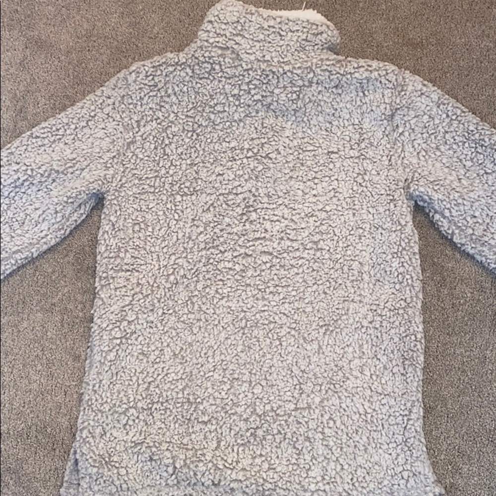 Fuzzy pullover - Picture 4 of 5